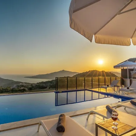 The Moon Villa Kas