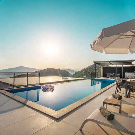 The Moon Villa